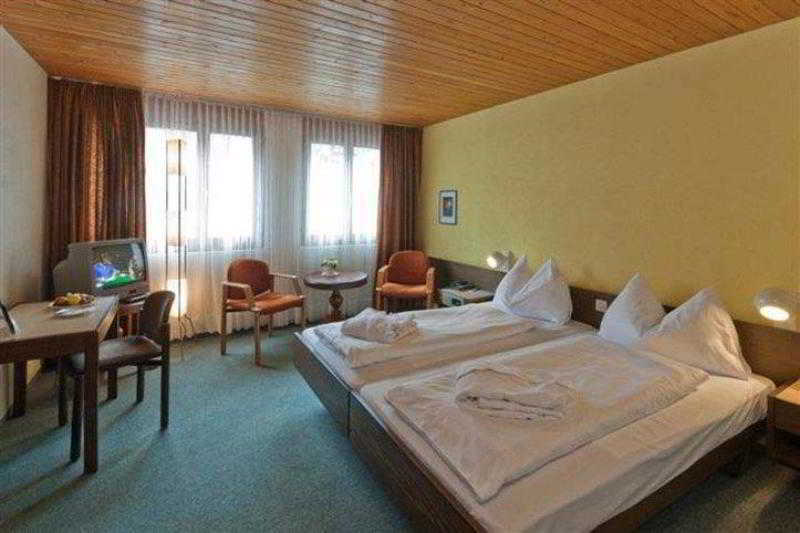 Hotel Metropol Saas-Fee Esterno foto