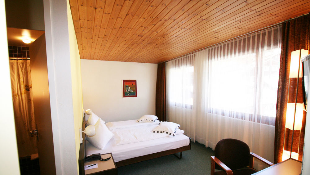 Hotel Metropol Saas-Fee Esterno foto
