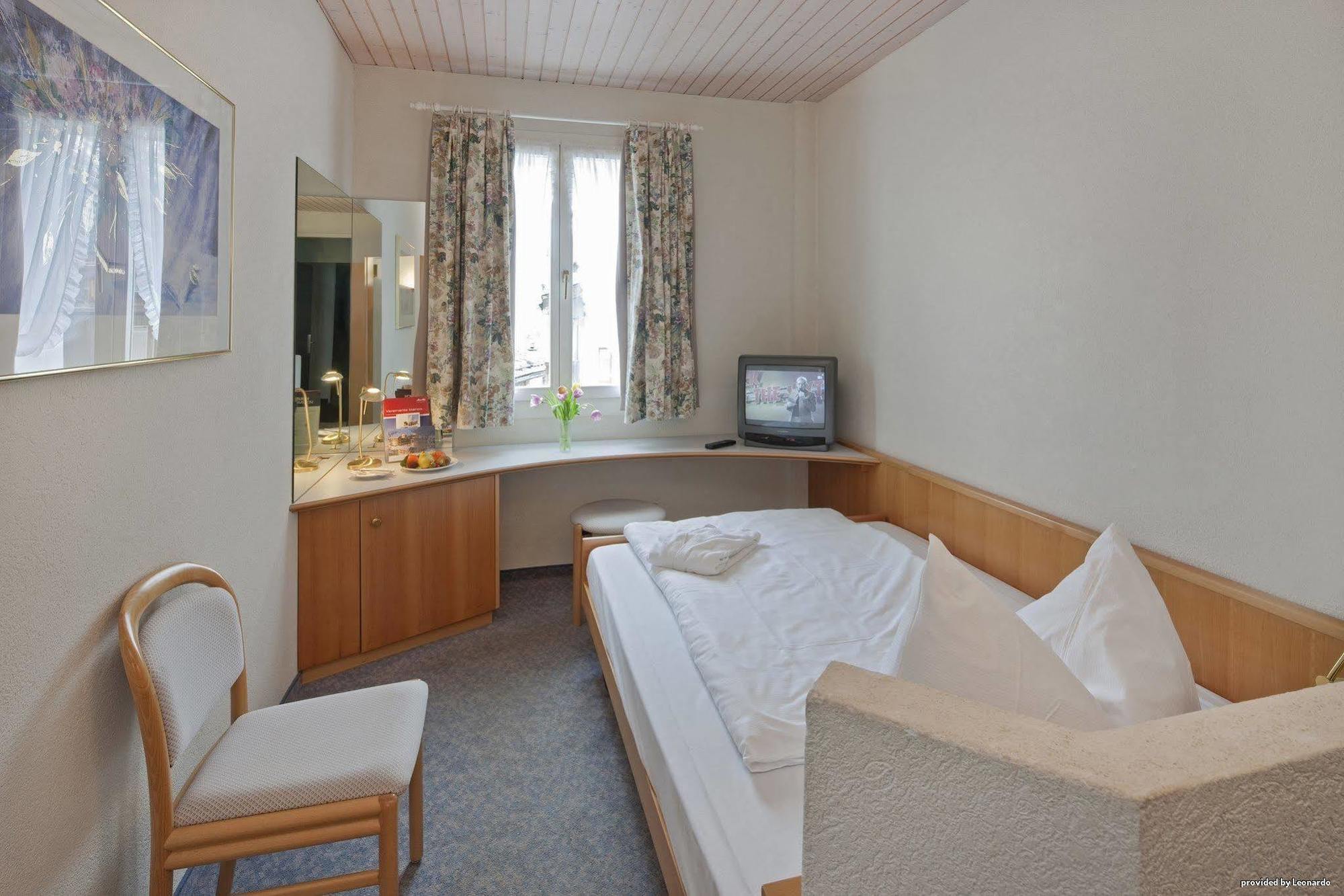Hotel Metropol Saas-Fee Esterno foto