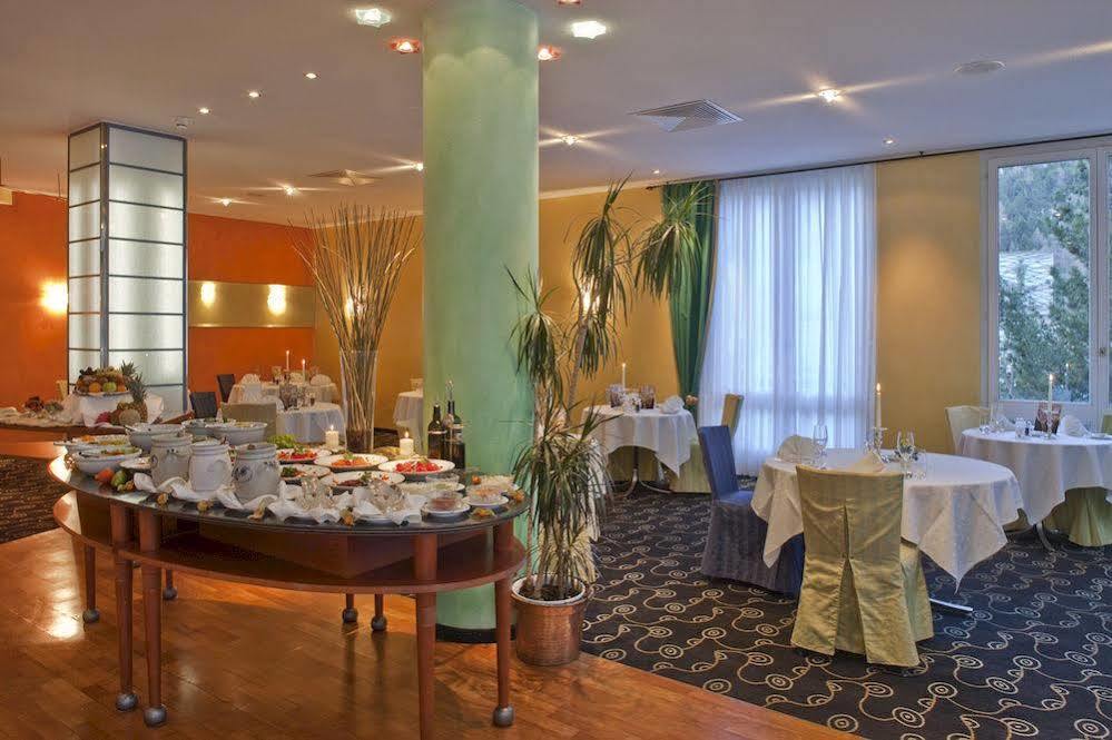 Hotel Metropol Saas-Fee Esterno foto